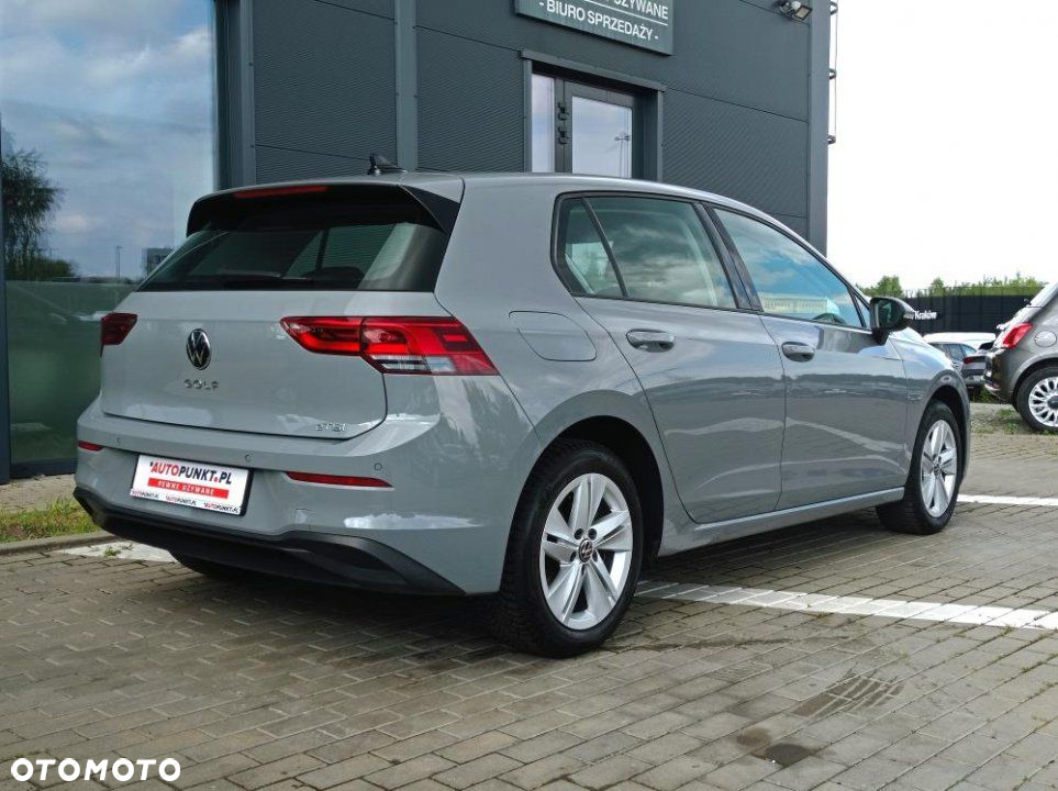 Volkswagen Golf - 4
