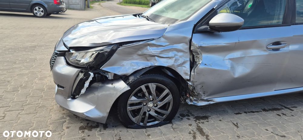 Peugeot 208 1.2 PureTech Like S&S - 5