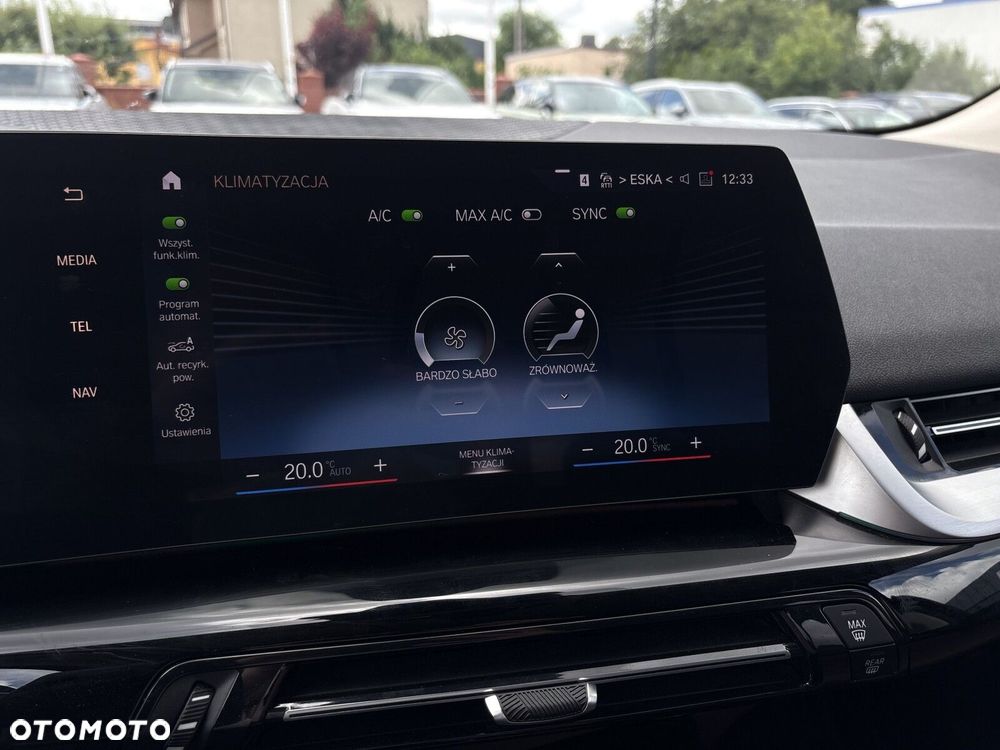 BMW Seria 2 220i mHEV - 24