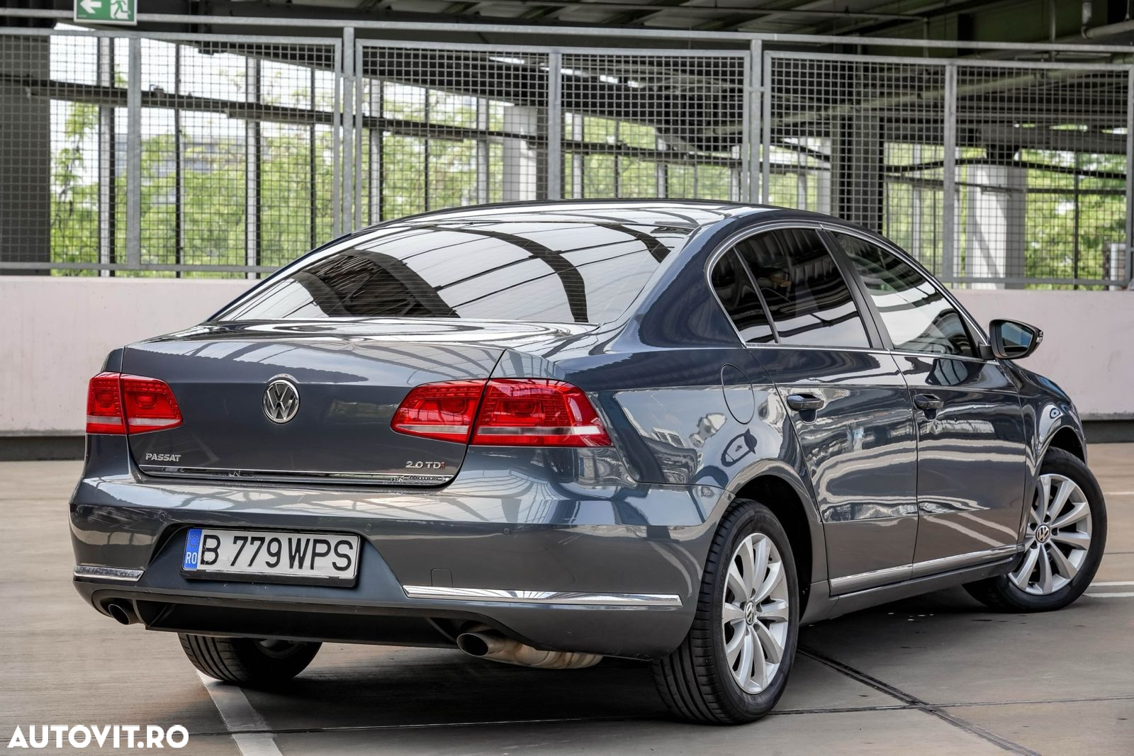 Volkswagen Passat Variant 2.0 TDI 4Motion BlueMotion Technology Highline DSG - 4