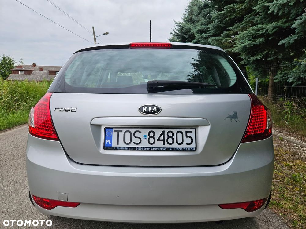 Kia Ceed 1.4 CVVT Attract - 6