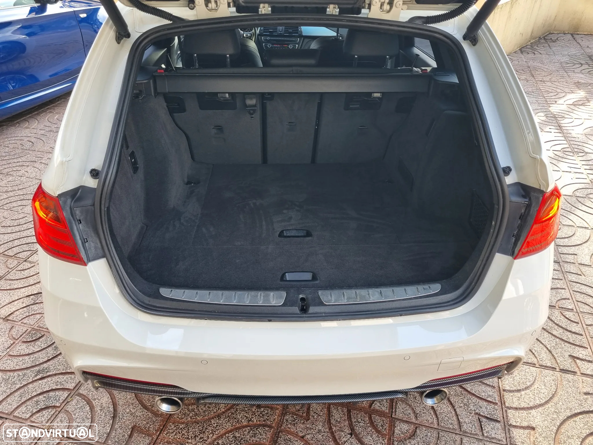 BMW 320 d Touring Auto Pack M - 34
