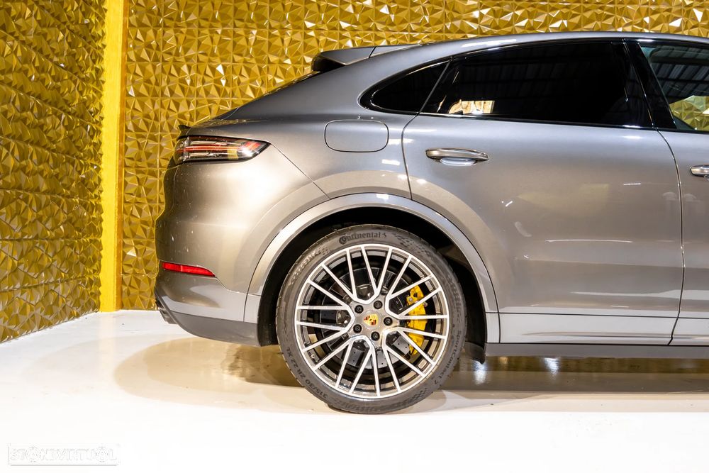 Porsche Cayenne Coupé Turbo S E-Hybrid - 5