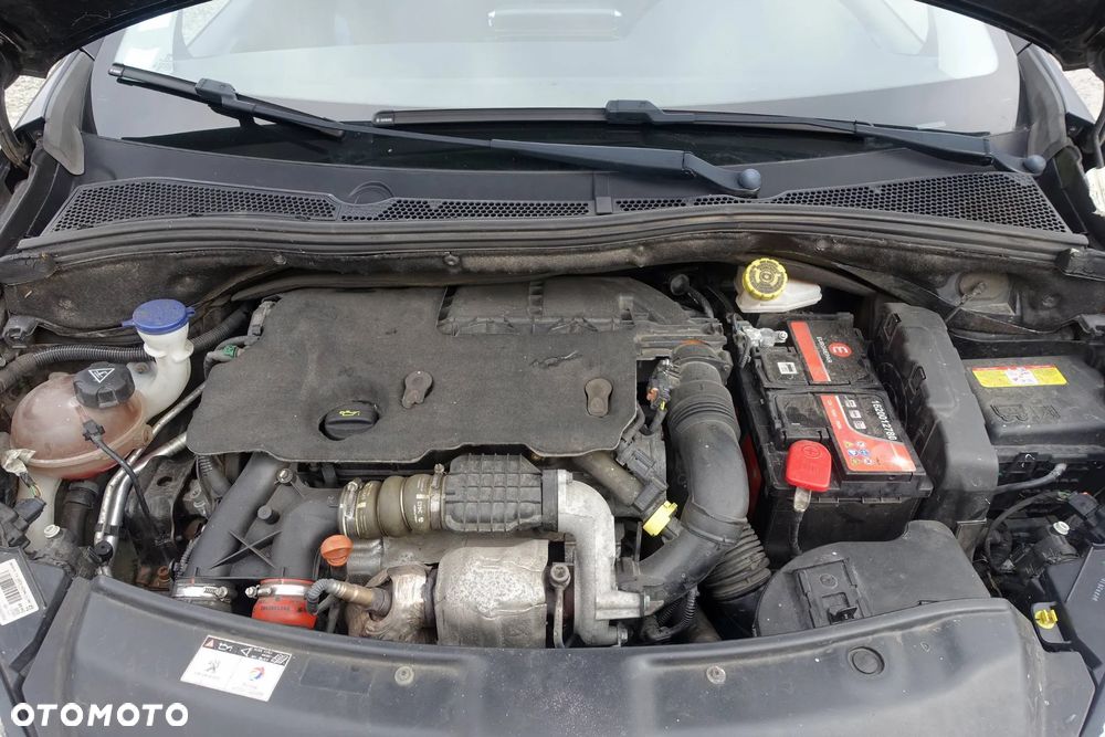 Peugeot 208 e-HDi 92 Stop&Start Style - 28