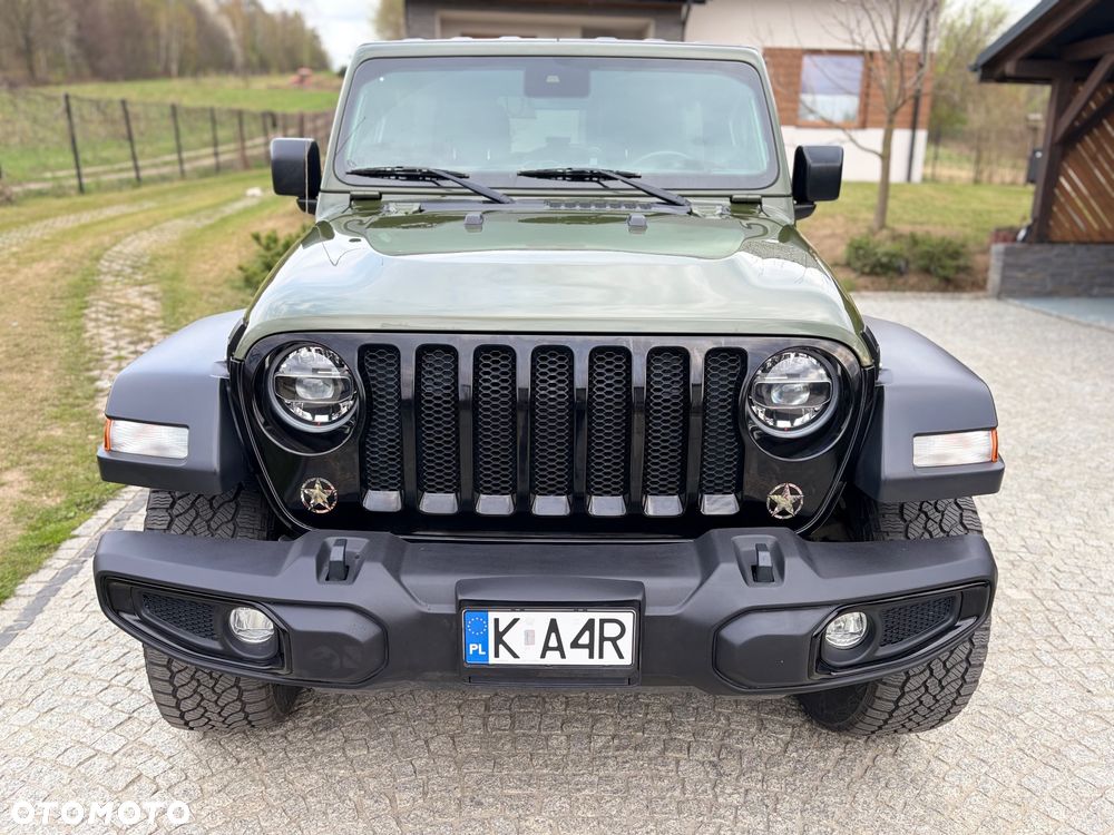 Jeep Wrangler - 5