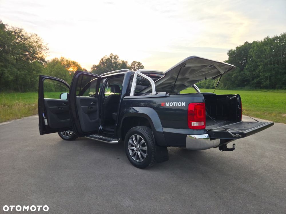Volkswagen Amarok - 20