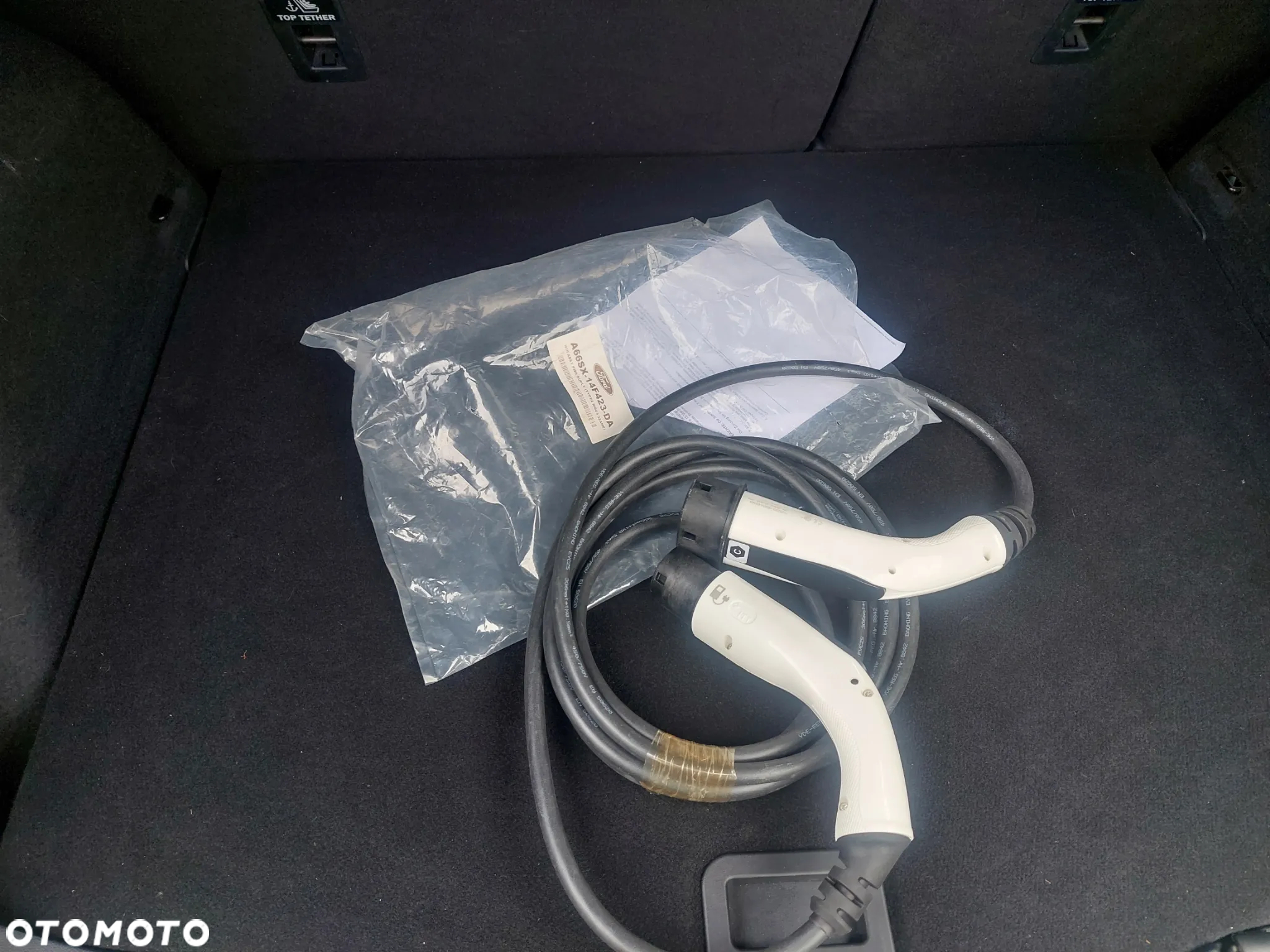 Ford Kuga - 32