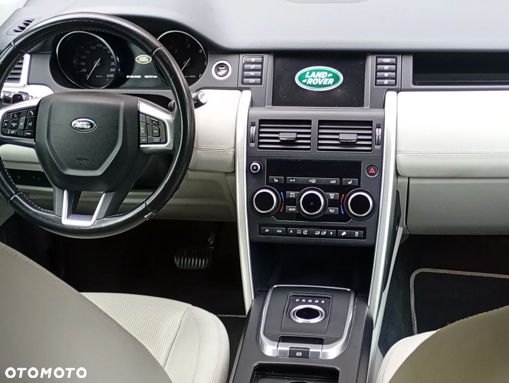 Land Rover Discovery Sport TD4 SkyView Edition - 15