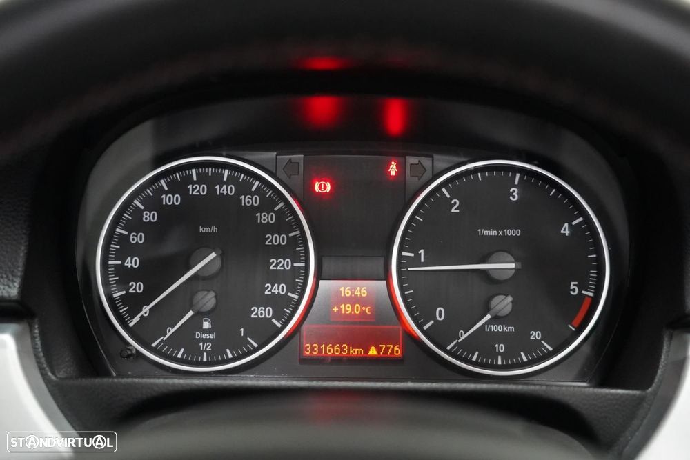 BMW 320 d Cabrio - 11
