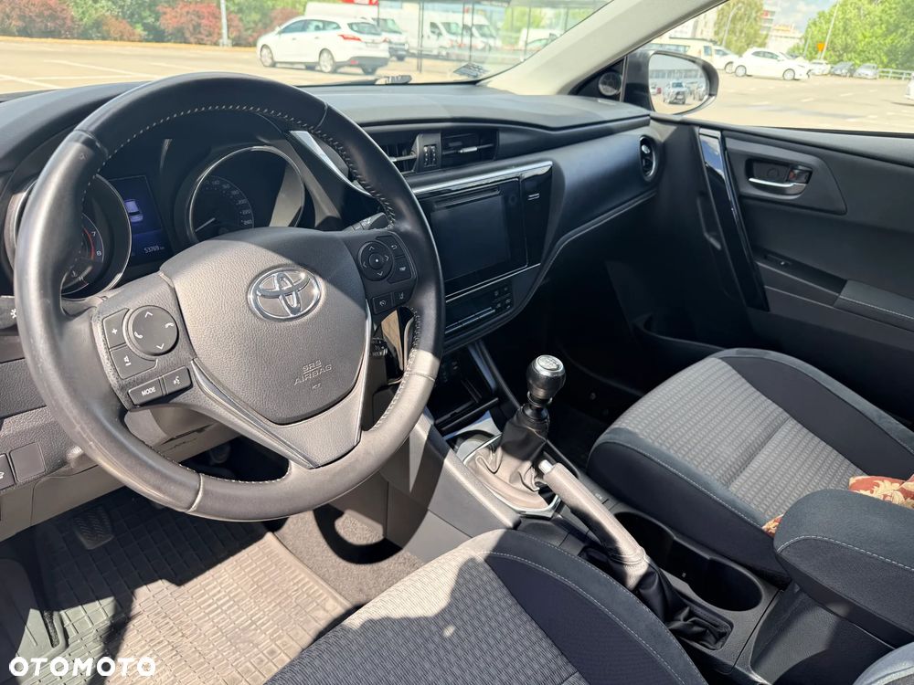 Toyota Auris 1.2 Turbo Comfort - 11