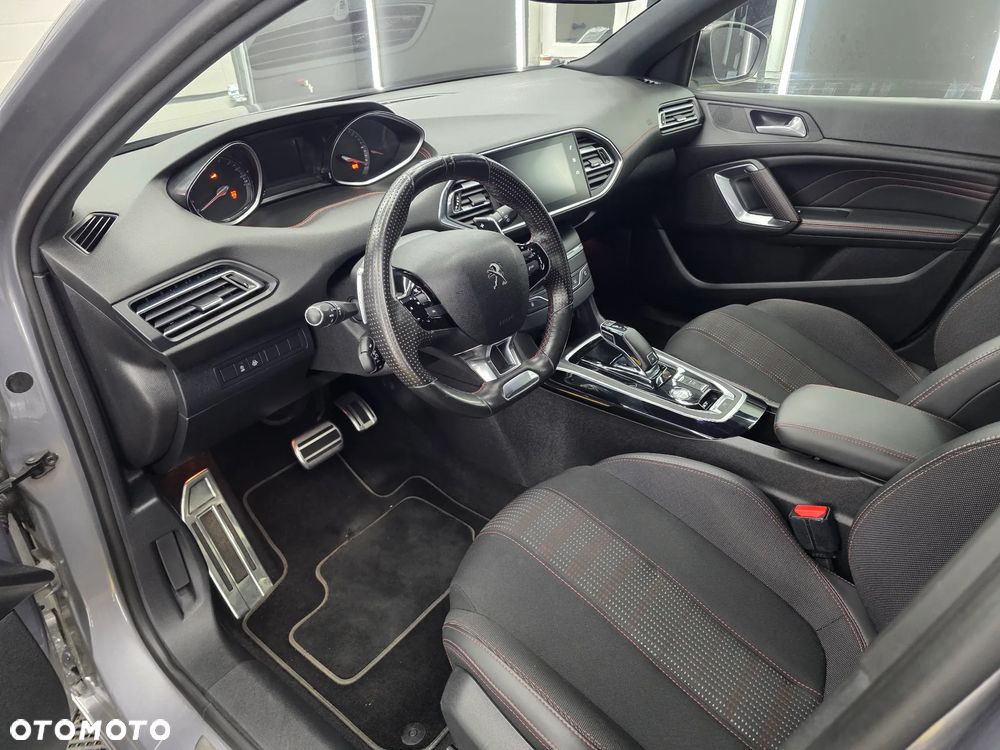 Peugeot 308 1.5 BlueHDi GT Pack S&S EAT8 - 6