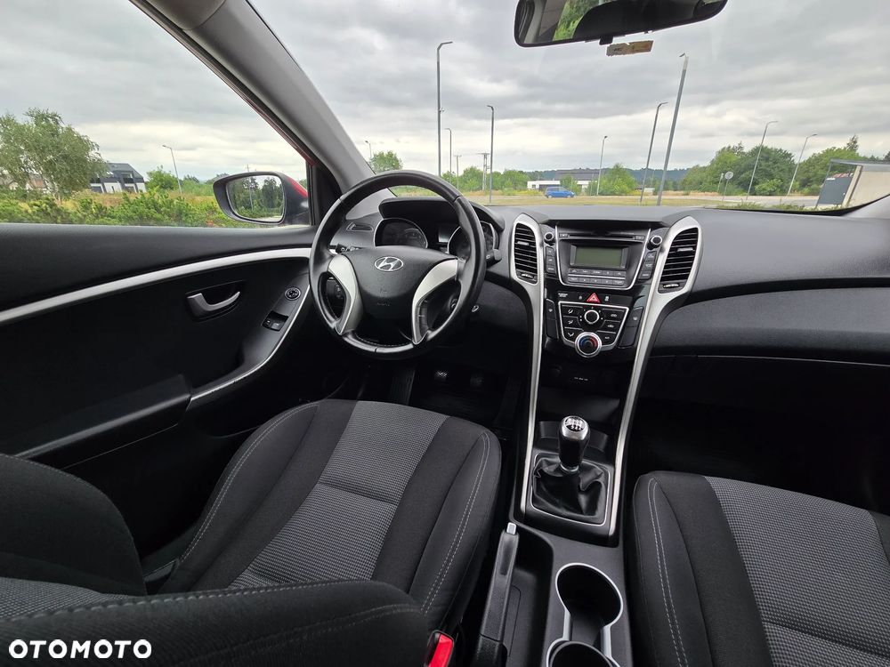 Hyundai i30 1.4 Premium - 11