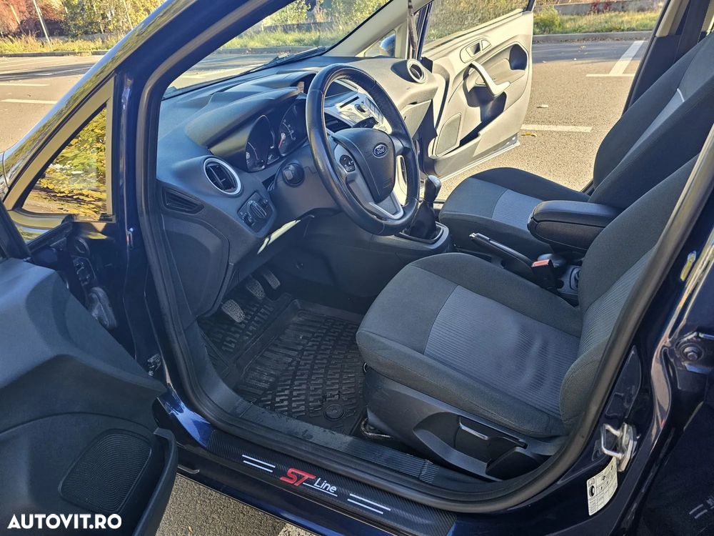 Ford Fiesta - 11