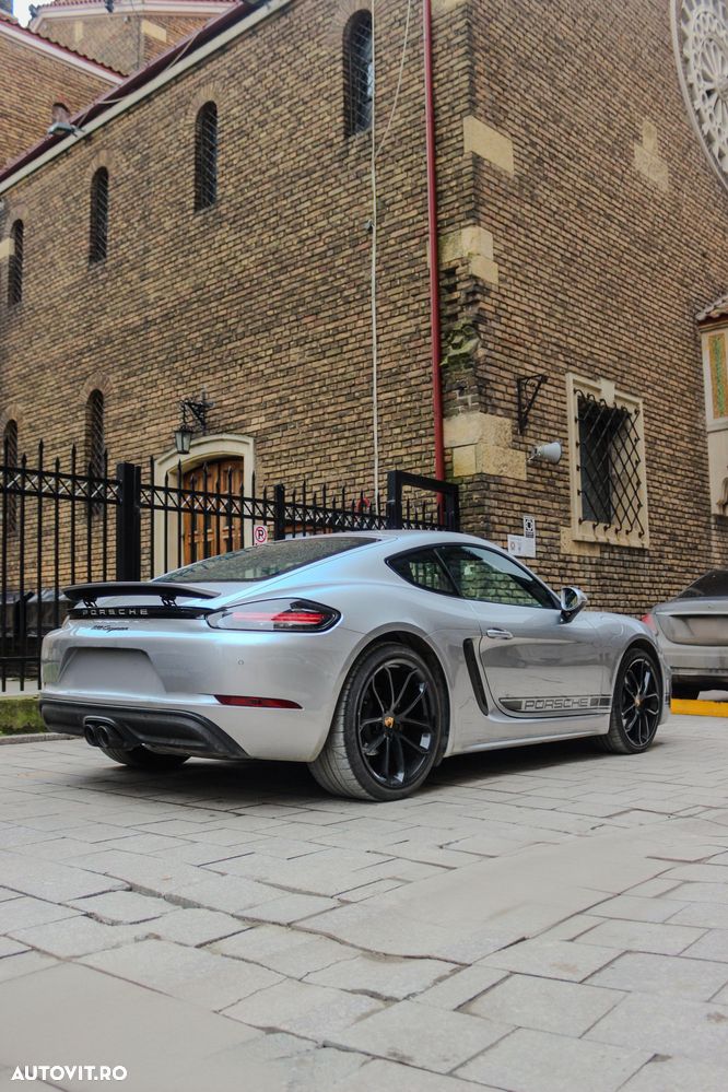 Porsche Cayman 718 PDK - 7