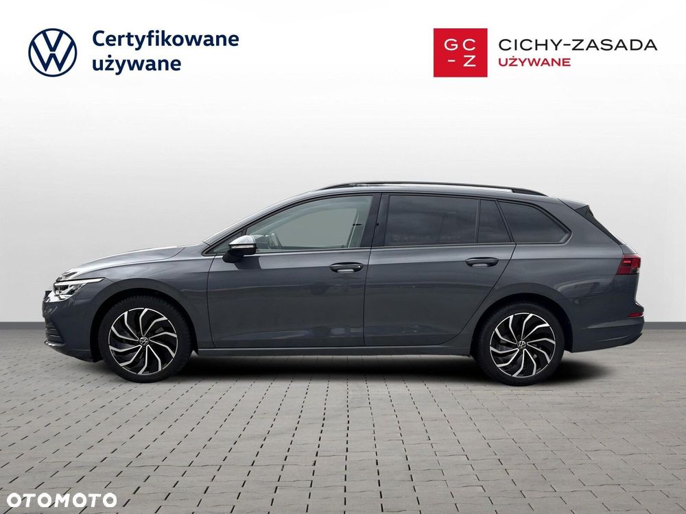 Volkswagen Golf 2023 photo 2