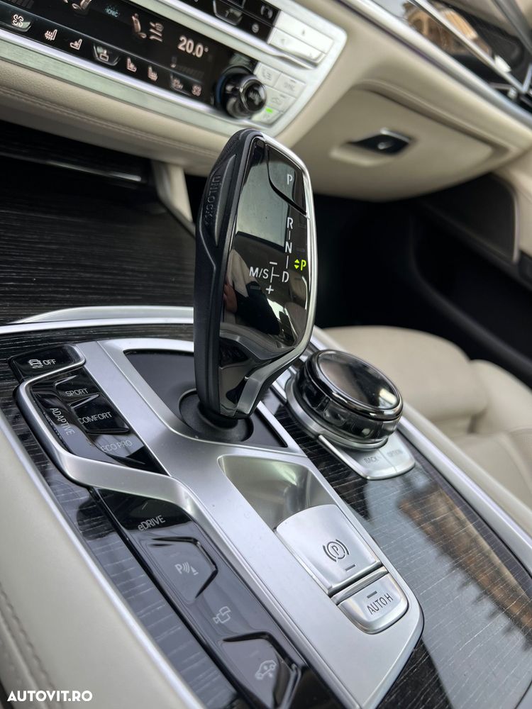 BMW Seria 7 740Le xDrive iPerformance - 20