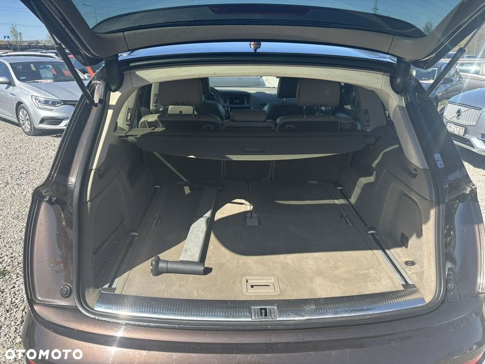 Audi Q7 - 36