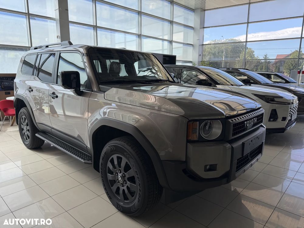 Toyota Land Cruiser 250 2.8l D-4D 204 CP MHEV A/T 7 locuri Executive - 1