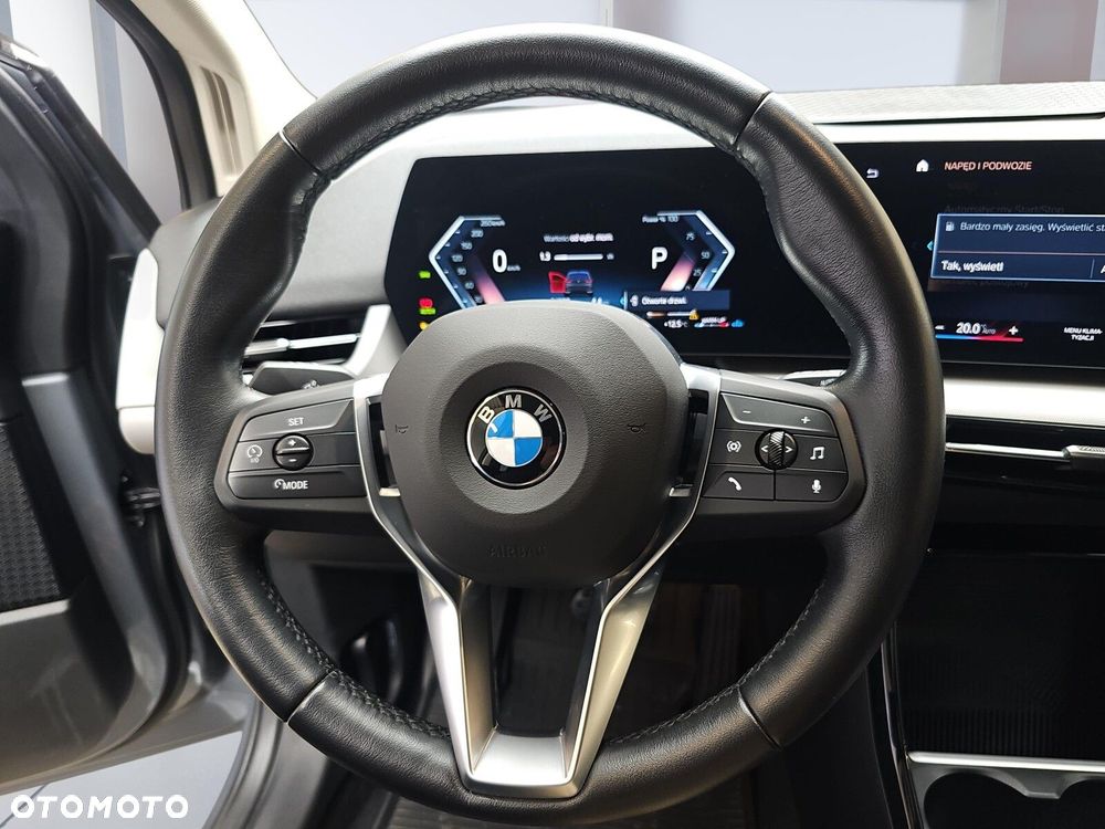BMW Seria 2 218i - 13