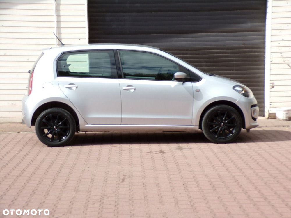 Volkswagen up! - 5
