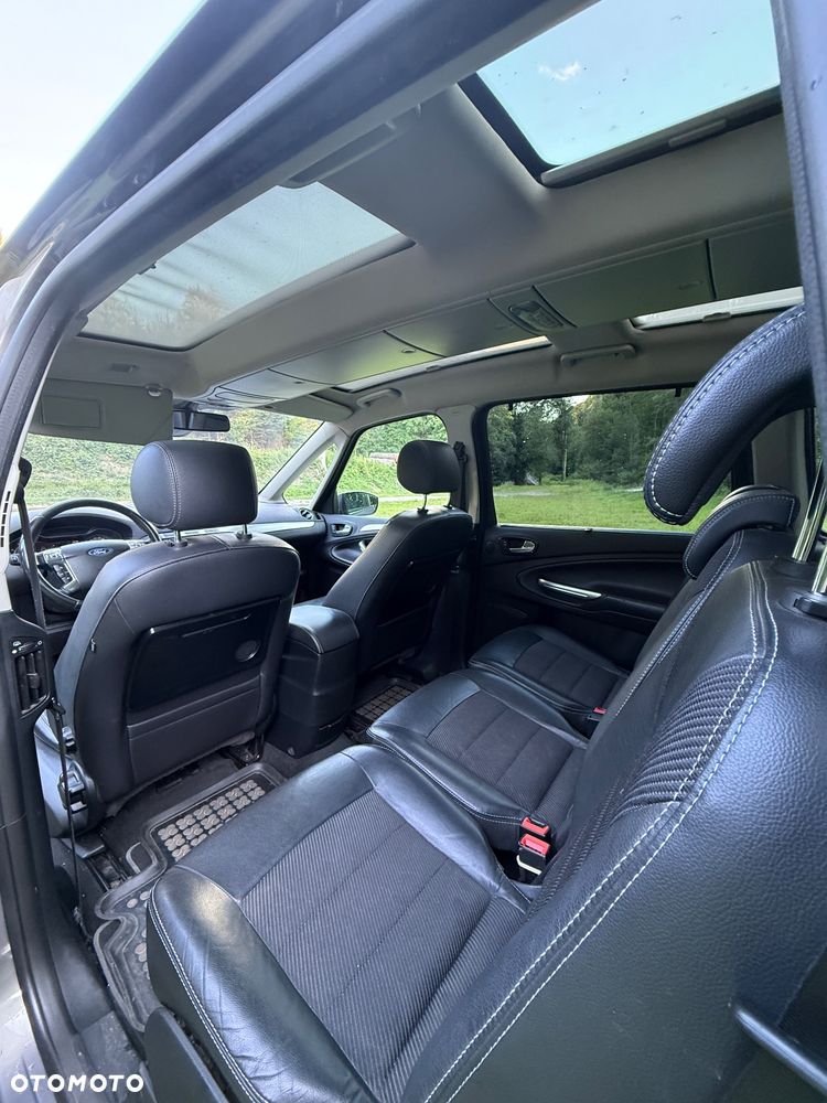 Ford Galaxy 2.0 TDCi Ghia - 13
