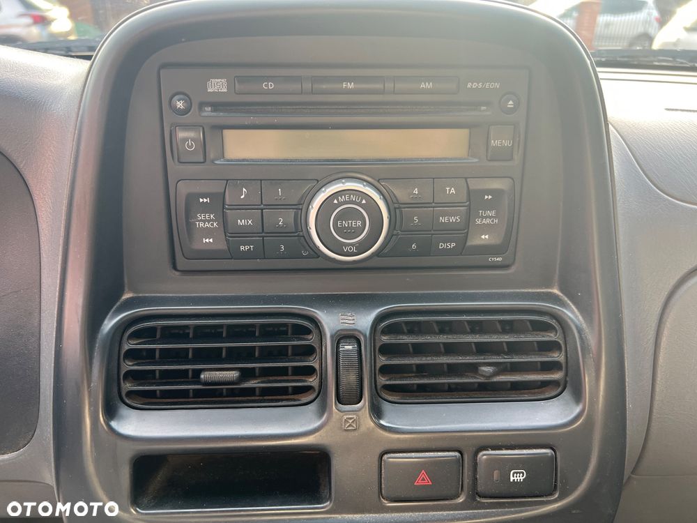 Nissan NP300 Pickup 2.5d SC Base - 14