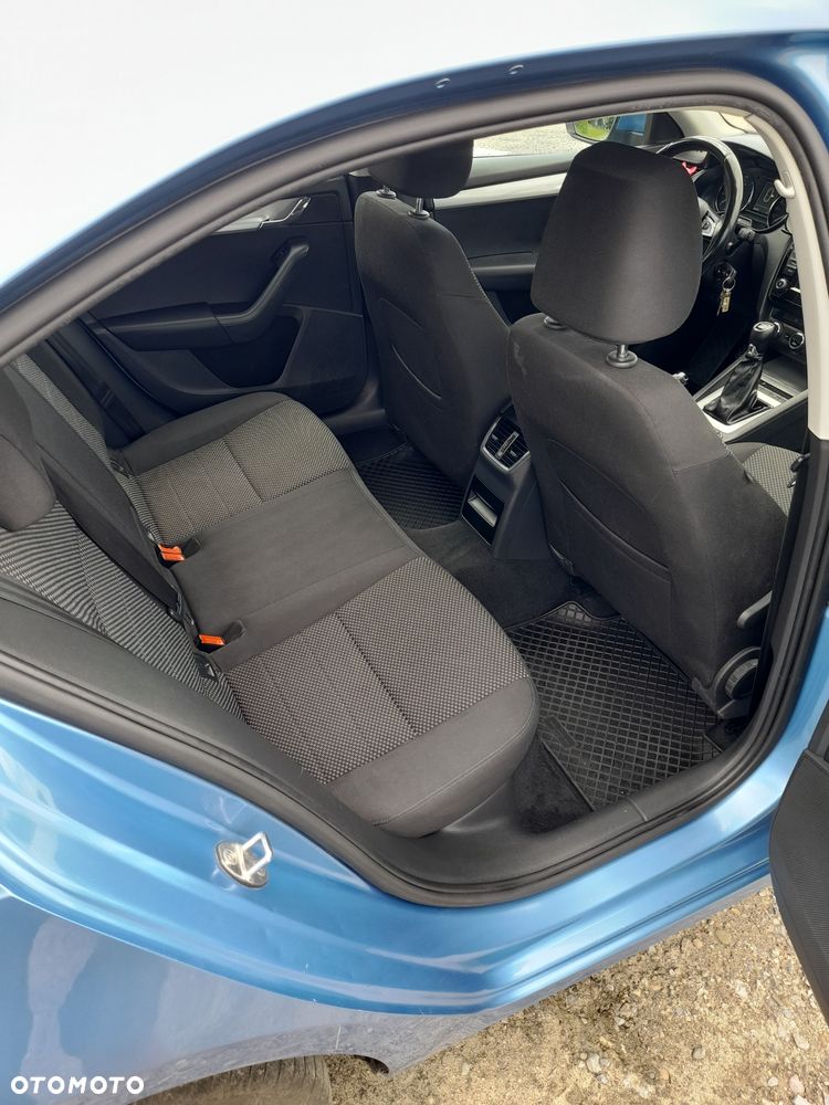Skoda Octavia 1.4 TSI Ambition - 9