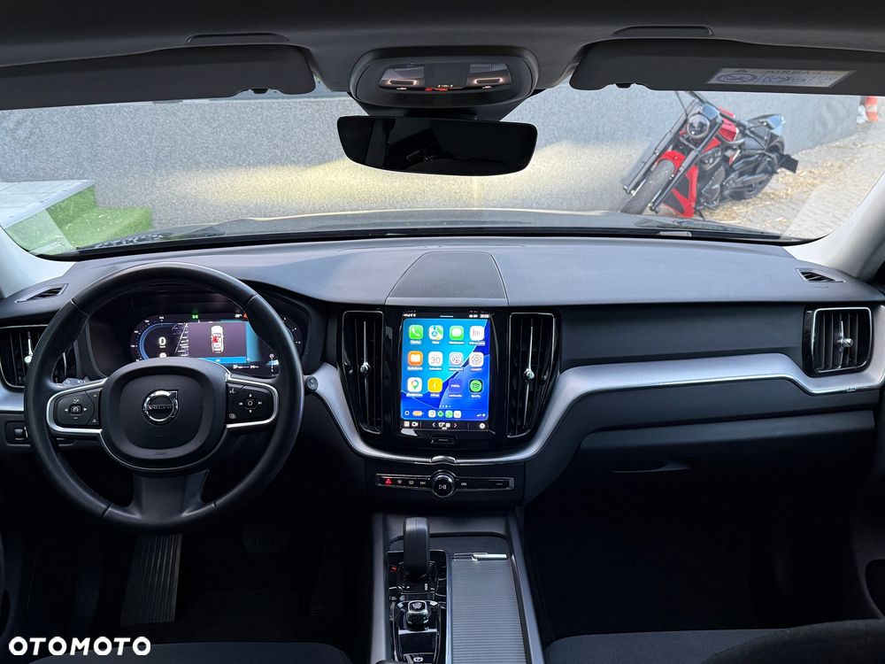 Volvo XC 60 B4 D Geartronic Momentum Pro - 23