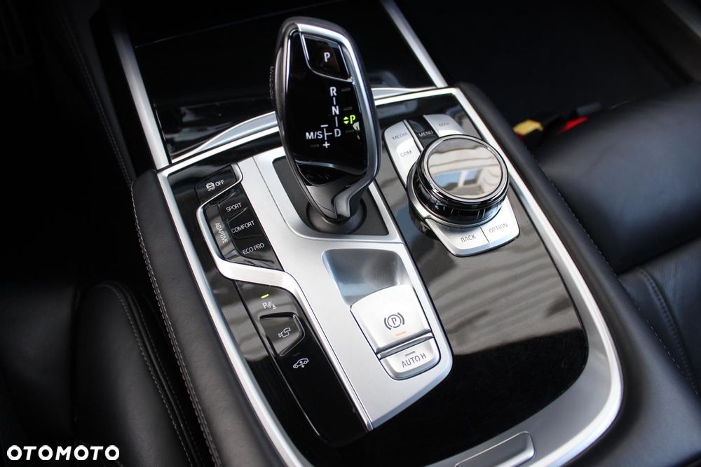 BMW Seria 7 - 14
