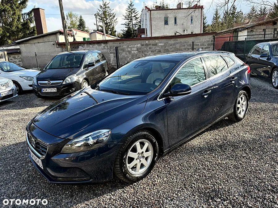 Volvo V40 D2 Summum - 9