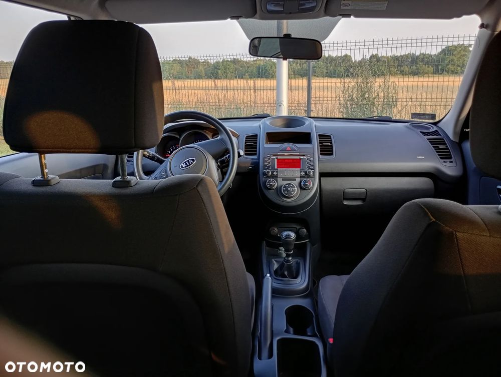 Kia Soul 1.6 CRDI M - 13