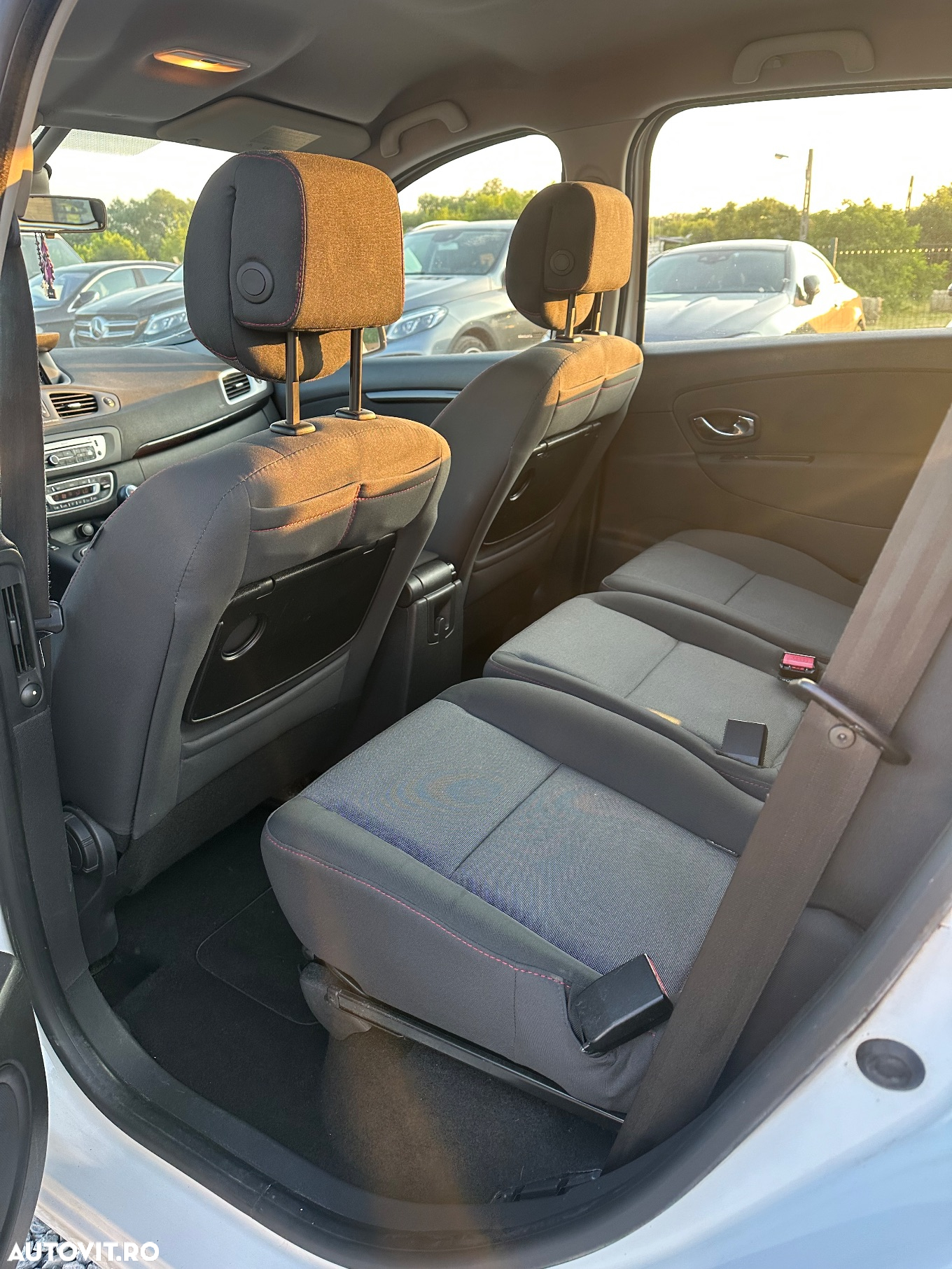 Renault Scenic - 13