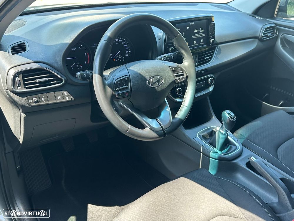 Hyundai i30 1.6 CRDI STyle Plus - 5