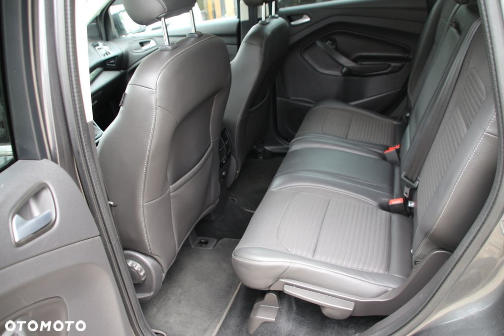 Ford Kuga 1.5 EcoBoost 2x4 SYNC - 17