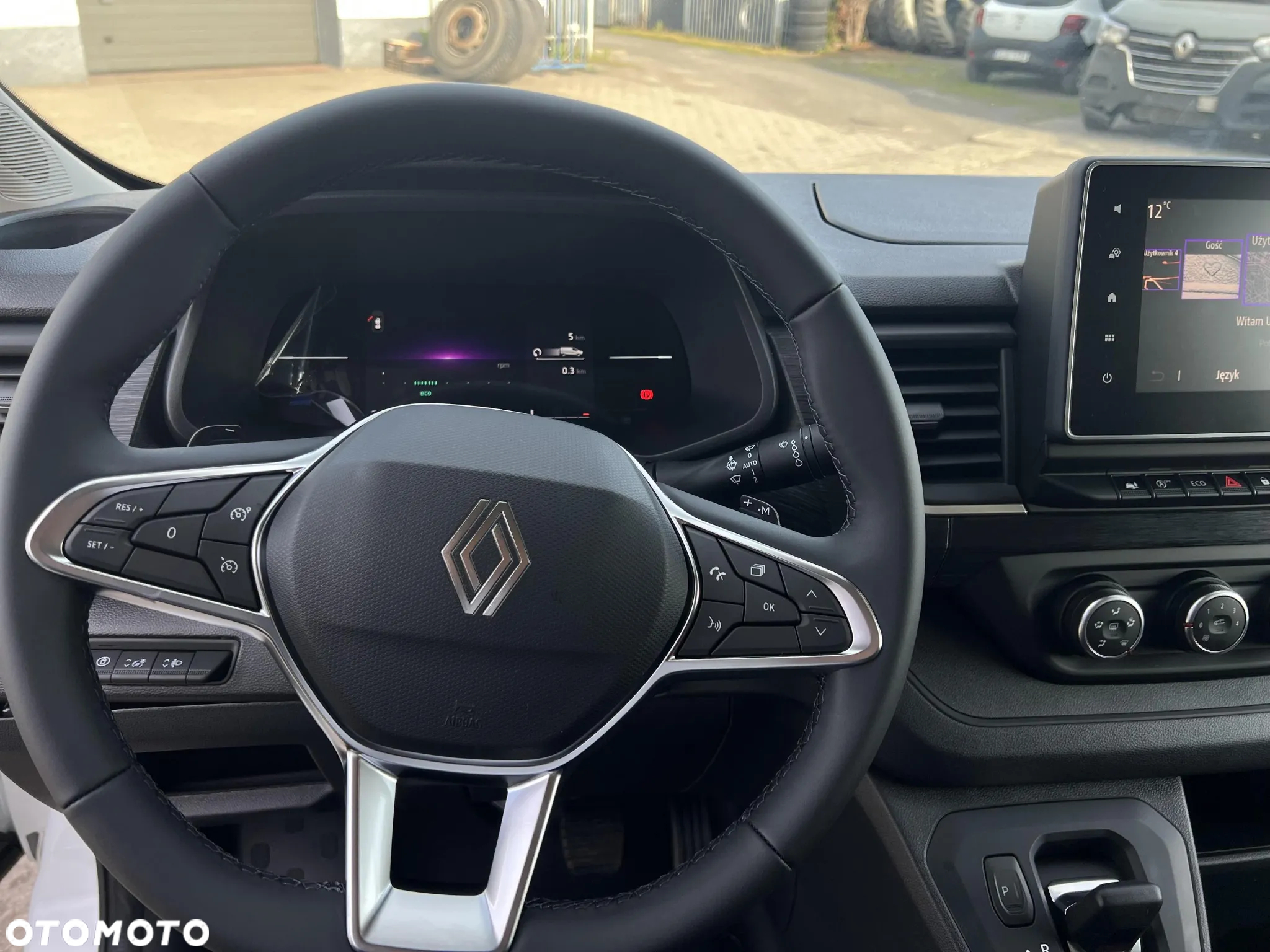Renault Trafic - 13
