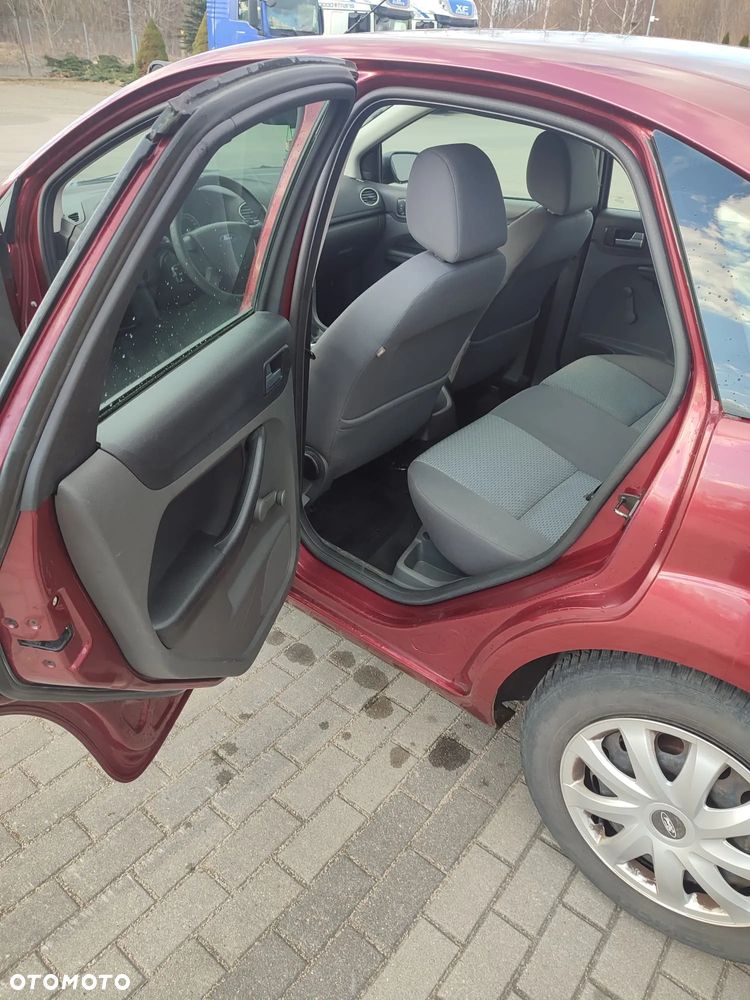 Ford Focus 1.6 Trend - 10