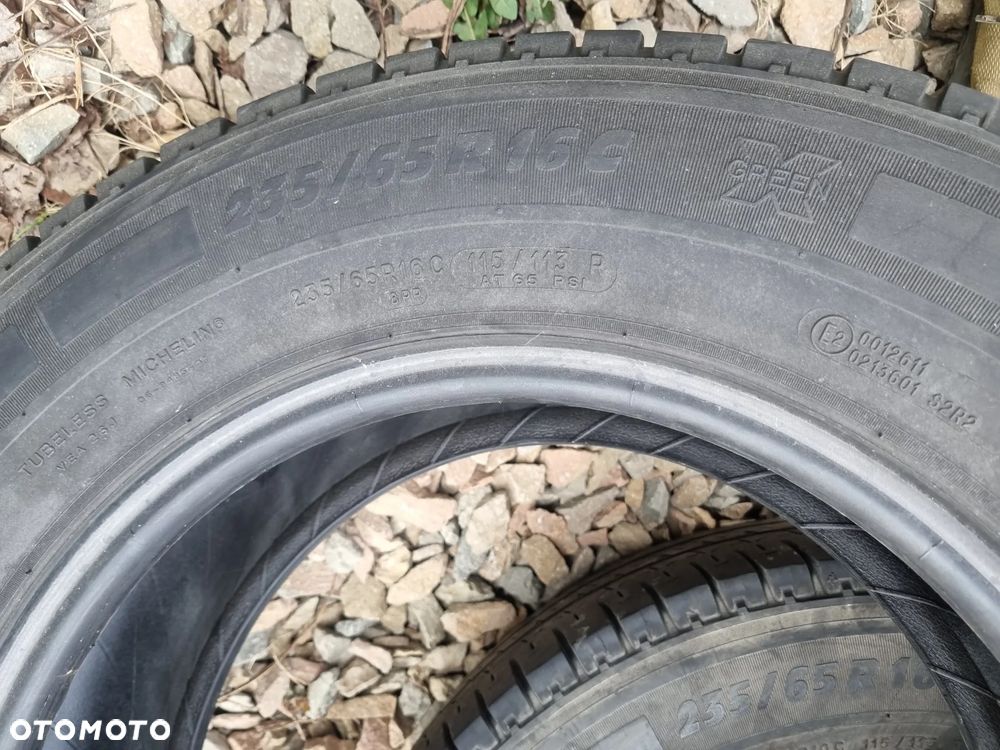 Opony MICHELIN AGILIS 235/65R16 115/113R 2015r, 2x5,5mm db stan - 8