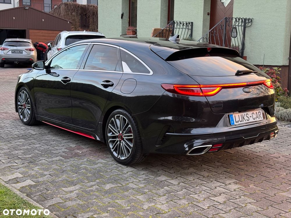 Kia ProCeed 1.6 T-GDI GT - 3