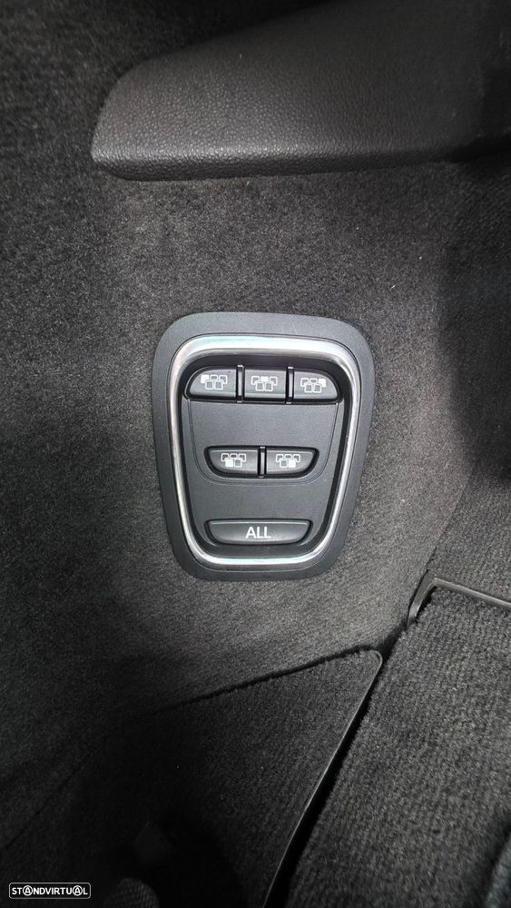 Renault Espace 1.6 dCi Initiale Paris EDC - 26