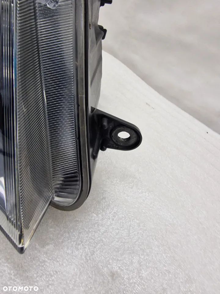 SKODA SUPERB II LIFT 3T0 12-15 BI-XENON BIXENON SKRĘTNY + SPRYSKIWACZ PRAWY PRAWA LAMPA PRZEDNIA PRZÓD , NR 3T1941016H , NR AUKCJI LL239 - 10