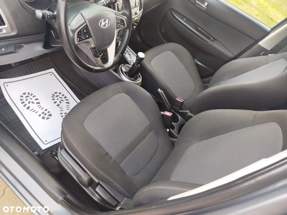 Hyundai i20 1.25 Classic + - 27