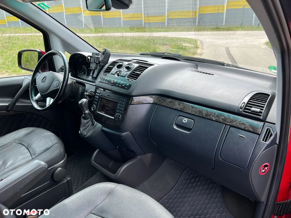 Mercedes-Benz Viano - 22