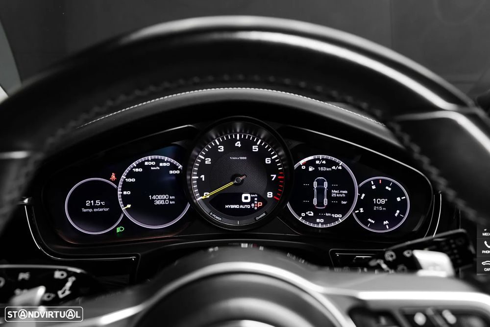 Porsche Panamera Sport Turismo 4 E-Hybrid - 40