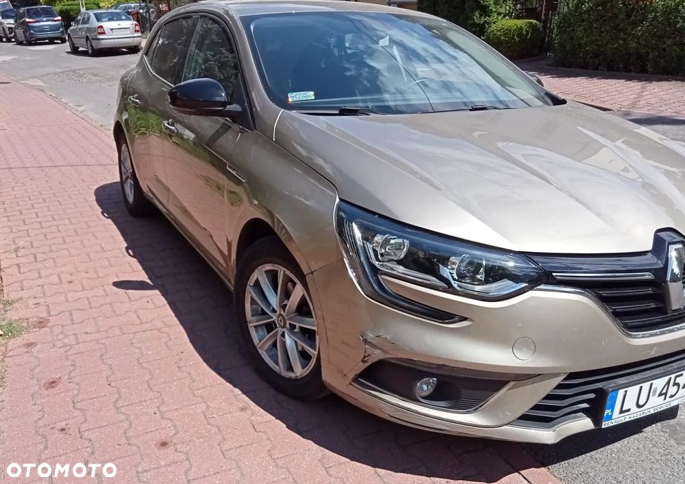 Renault Megane 1.6 SCe Life - 4