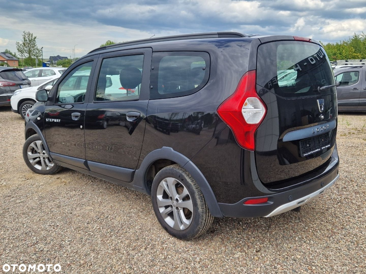 Dacia Lodgy - 23