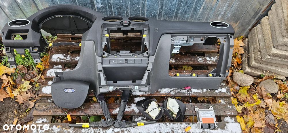 Deska konsola poduszki pasy air bag Ford Focus Mk2 - 1