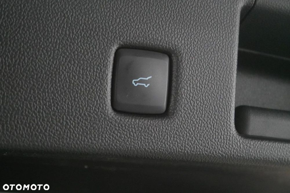 Ford Kuga - 17