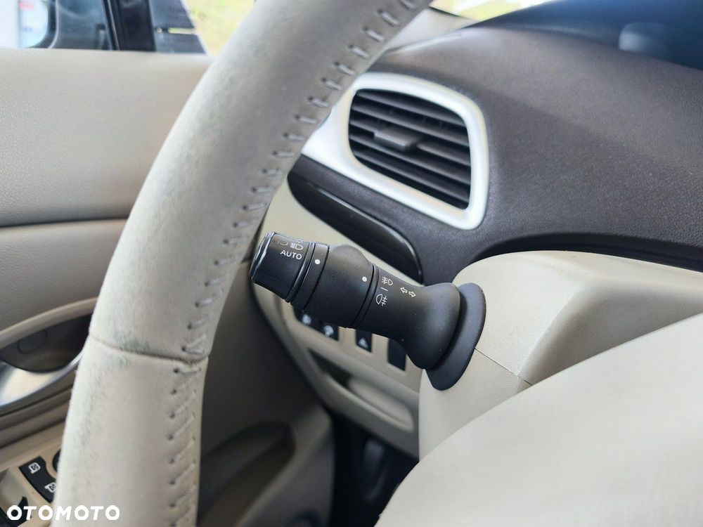 Renault Grand Scenic - 26