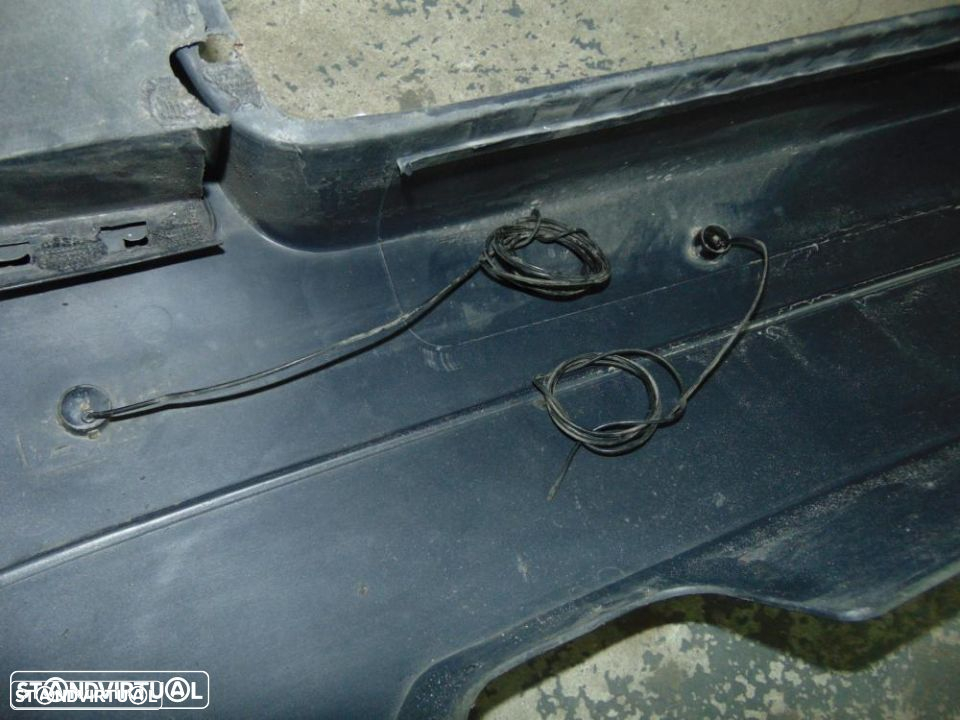 BMW 318TI parte traseira - 5
