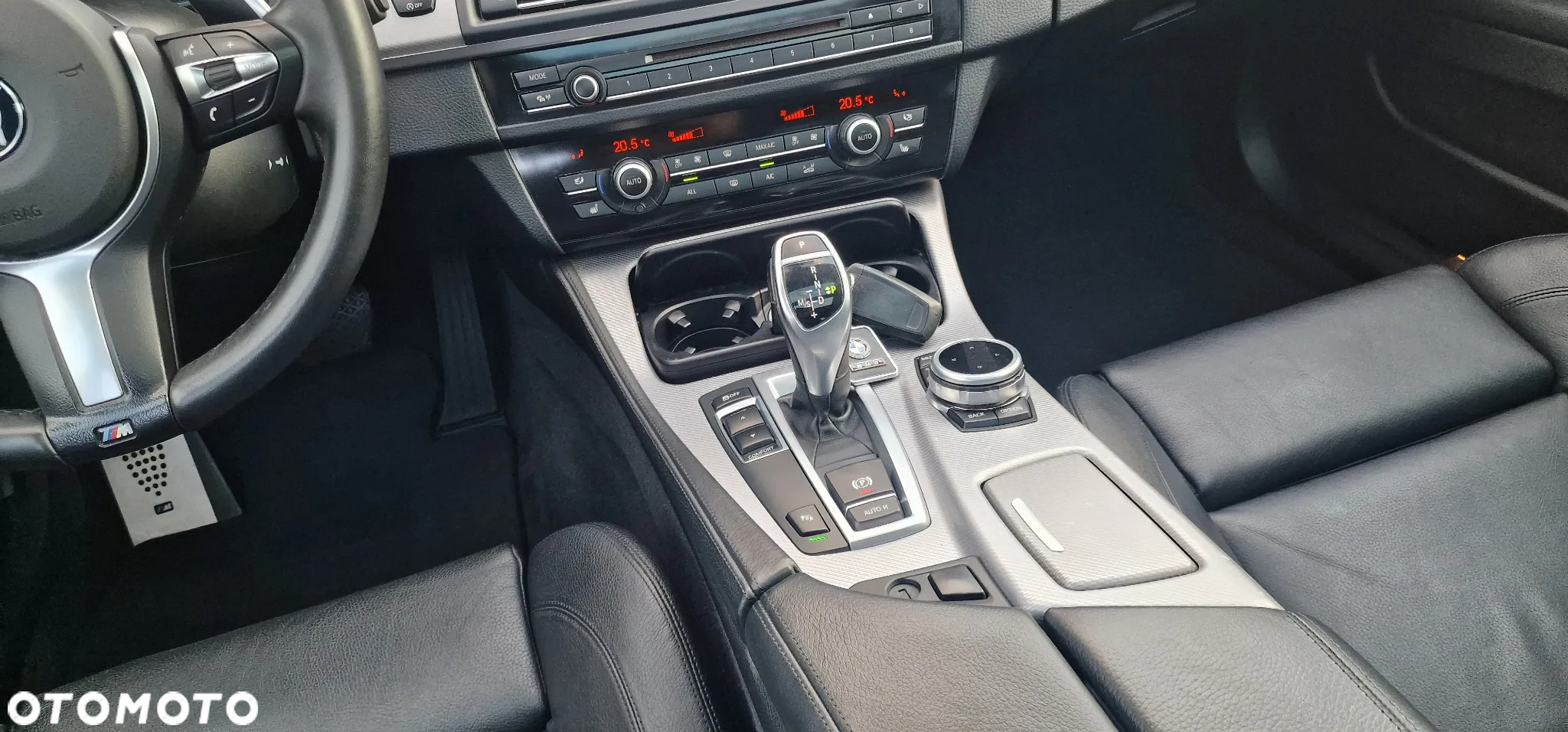 BMW Seria 5 520d Touring - 11